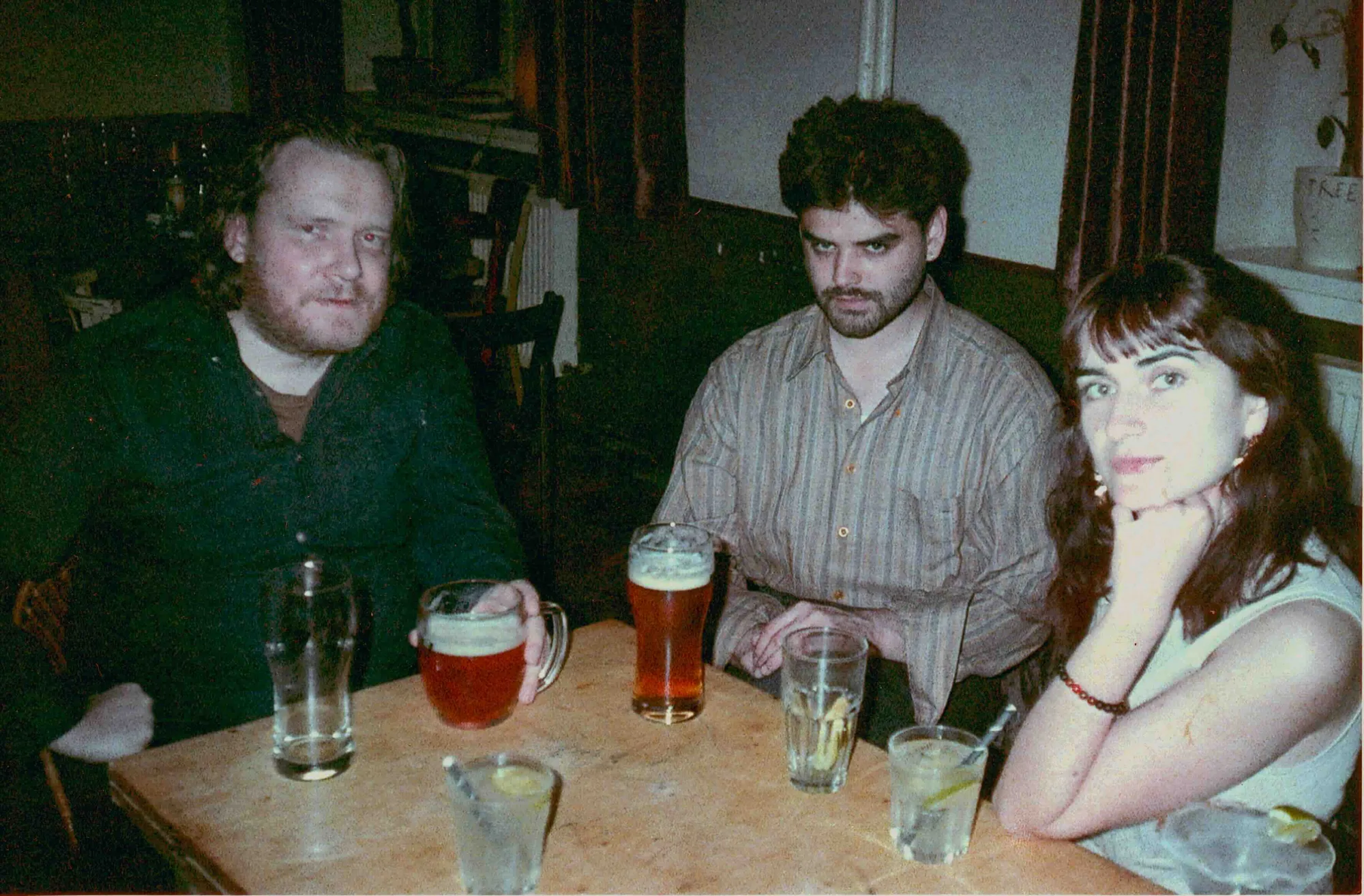Ásgeir H Ingólfsson, Tyko Say, and Sandra Pasławska in Krymská